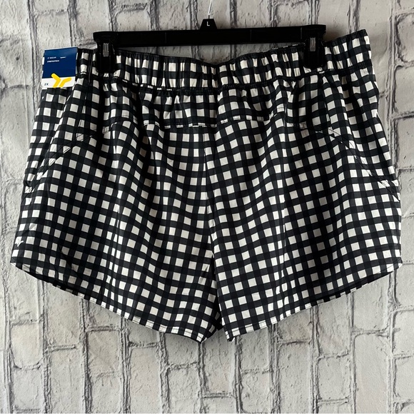 Old Navy Size:2X Women Active  Stretch  Athletic Shorts Black/White 3” Inseam - Picture 2 of 10